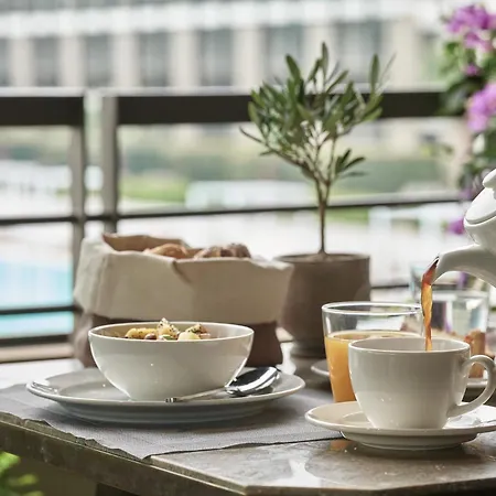 September מלון סלוניקי