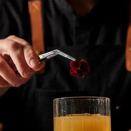 September מלון סלוניקי