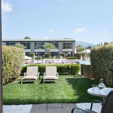September Hotel Salonic