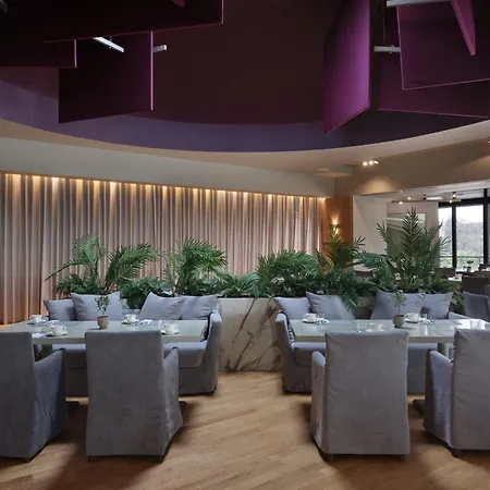 September סלוניקי