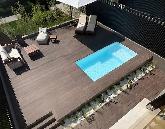 September 5* Tesalónica