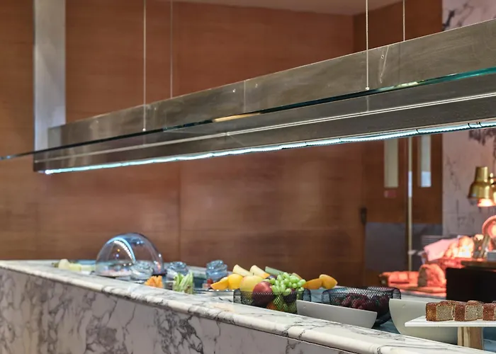 September 5* Thessalonique